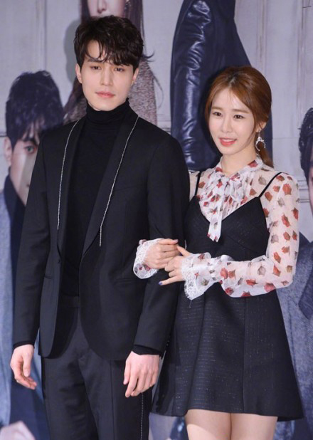 初秋就要来一款温柔妆容 刘仁娜就是最佳典范_凤凰网时尚_凤凰网