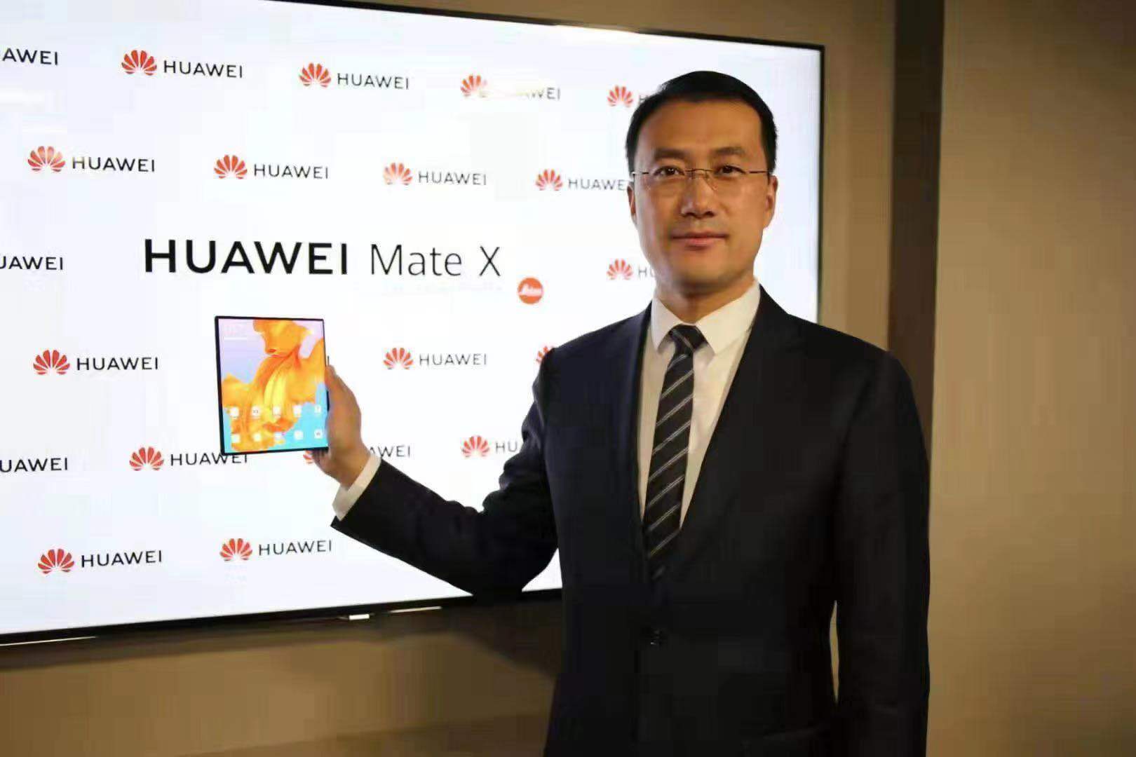 华为何刚：折叠屏友商觉得不成熟 但我们已占先机