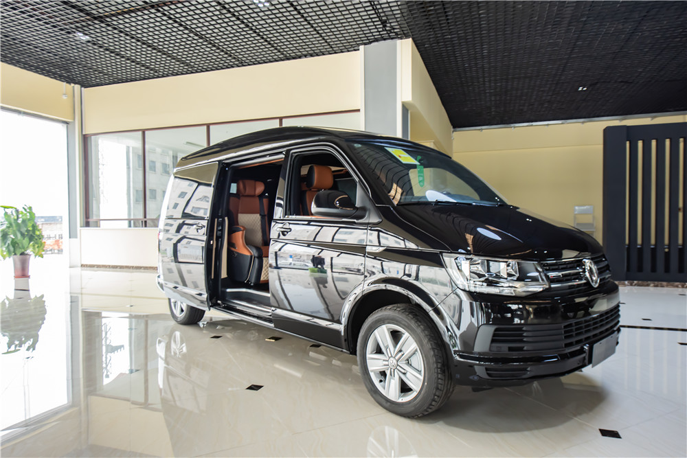 大众凯路威四驱商务改装 人不狠站不稳