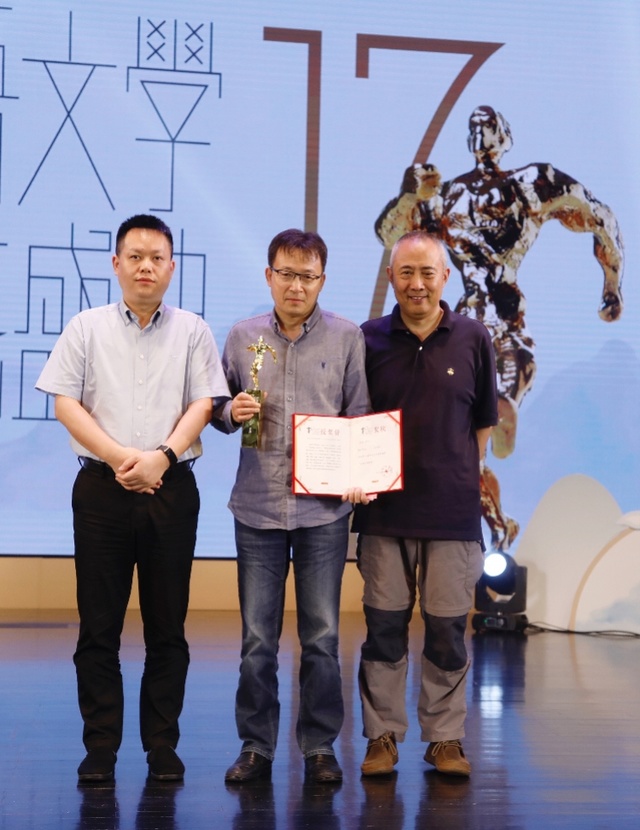 imagefile “年度杰出作家”李洱.jpg
