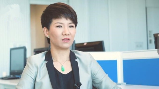 刘欣回应国籍质疑：老公孩子是外籍 我是地道中国人
