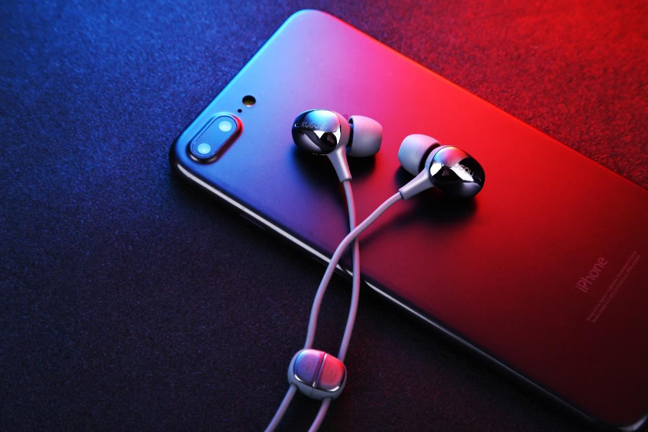 为什么要买好耳机 5C6F4D653AAE58A7C89DC5BDCE0653CD9BB2C267_w1269_h846.jpg