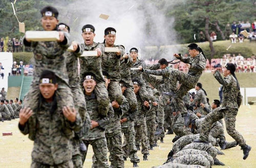 韩国军队又爆丑闻陆军士兵竟逼迫同事喝尿吃屎