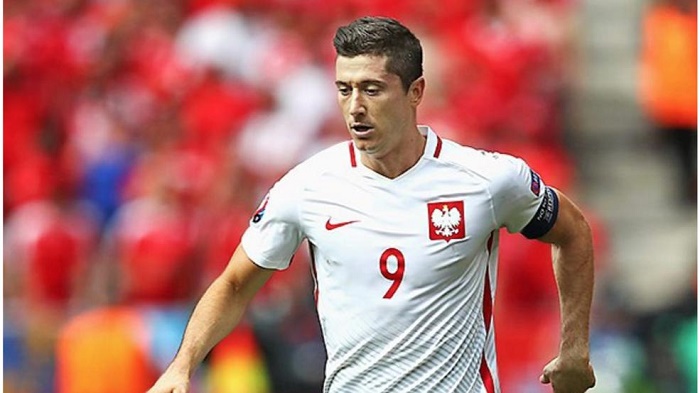 波兰铁卫无视c罗:我们不怕他 足坛一哥是莱万