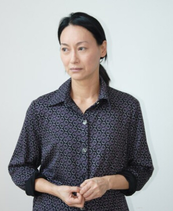 惠英红妈妈去世发文悼念和爸爸在天上相聚