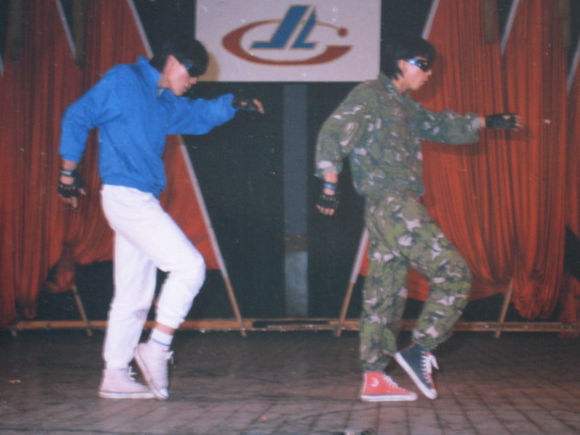 80年代霹雳舞鞋图片图片
