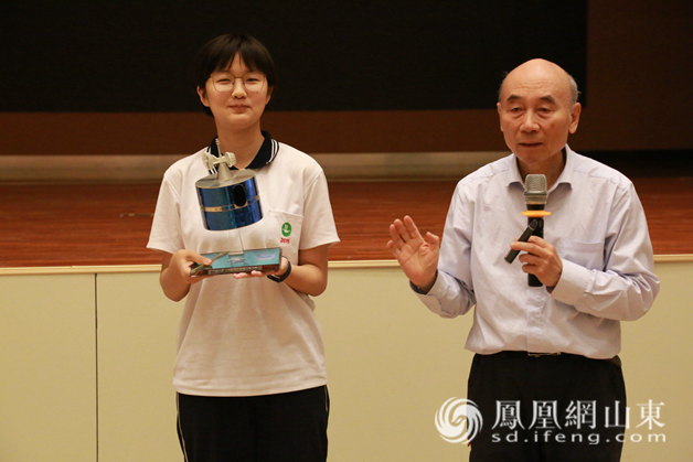 中国科学院夏青教授走进历城二中做科普报告_凤凰网_山东频道