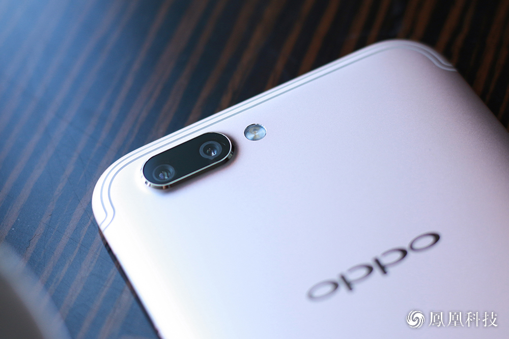 oppo r11图赏:这次终于用上了双摄