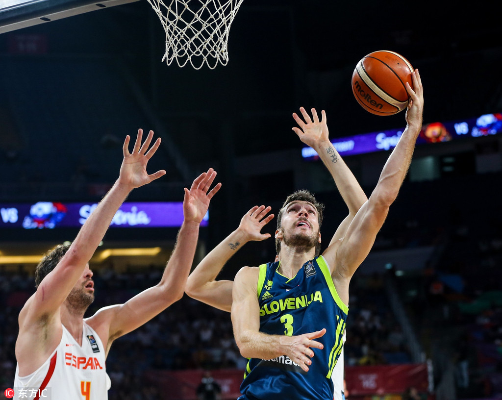 男篮欧锦赛:西班牙72-92斯洛文尼亚