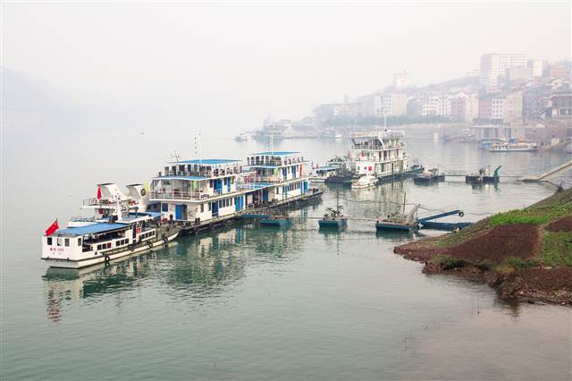 石柱打通发展之路 努力建设成"渝东鄂西交通枢纽"