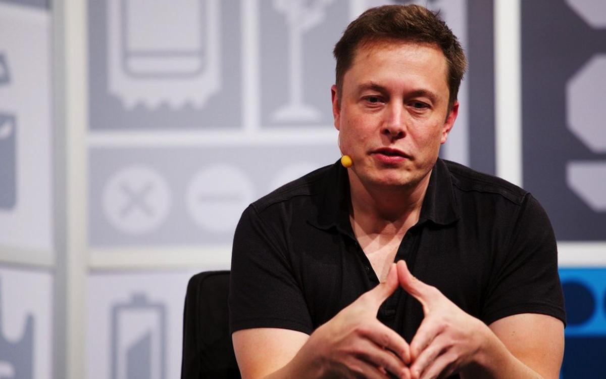 埃隆·马斯克麻烦不断的美国电动车制造商特斯拉近日遭到集体诉讼.