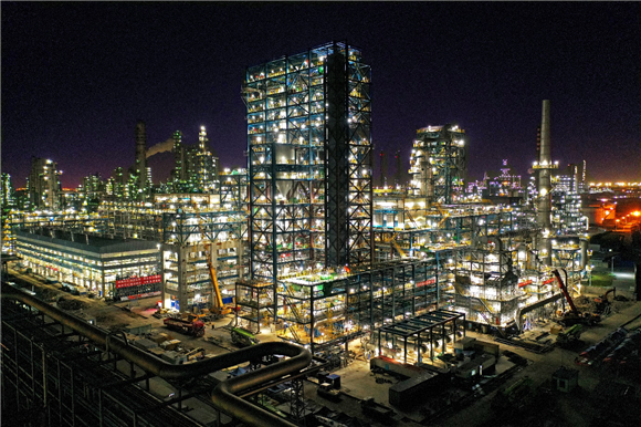 镇海炼化打造世界领先绿色石化基地