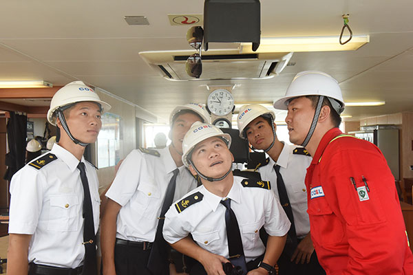 湛江举办世界海员日活动 号召船上工作男女平等