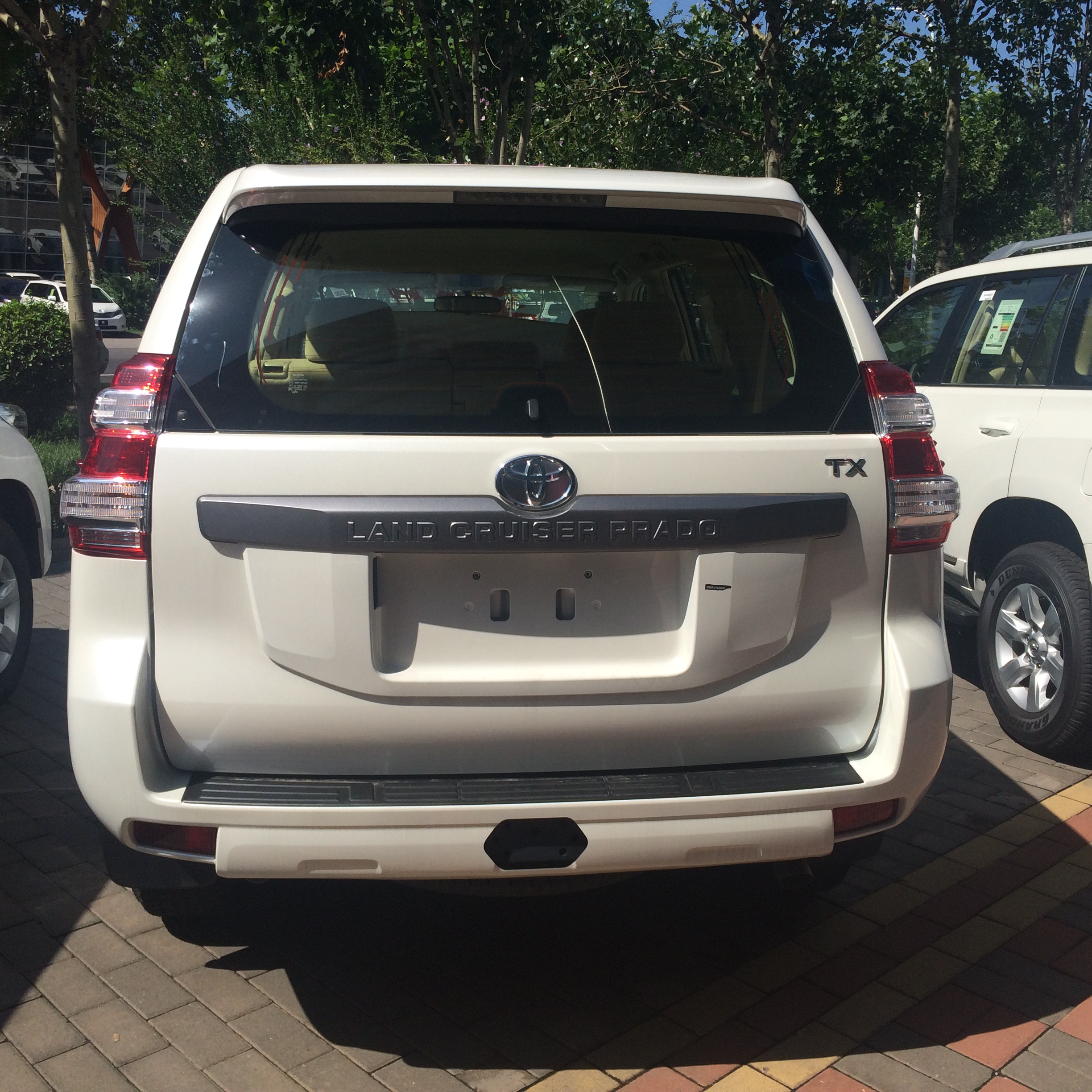 16款丰田霸道2700底挂低价促销可改装