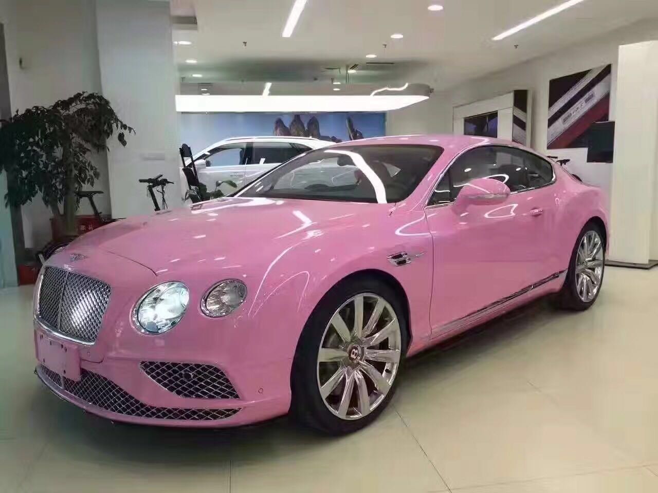 宾利飞驰4.0t配置表 五座飞驰v8优势解析【汽车时代网】