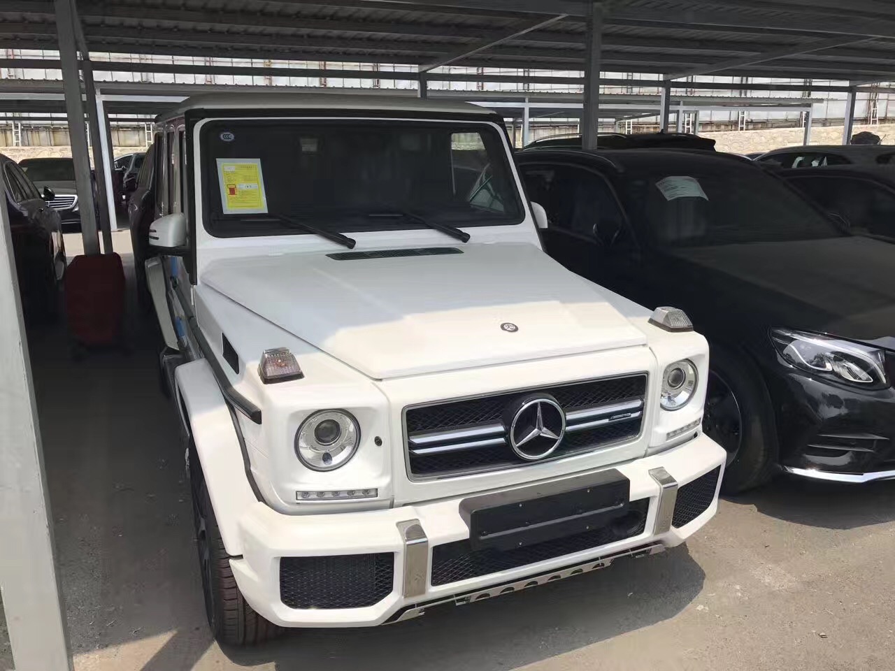 17款奔驰g63现车多辆颜色 配置齐全特价