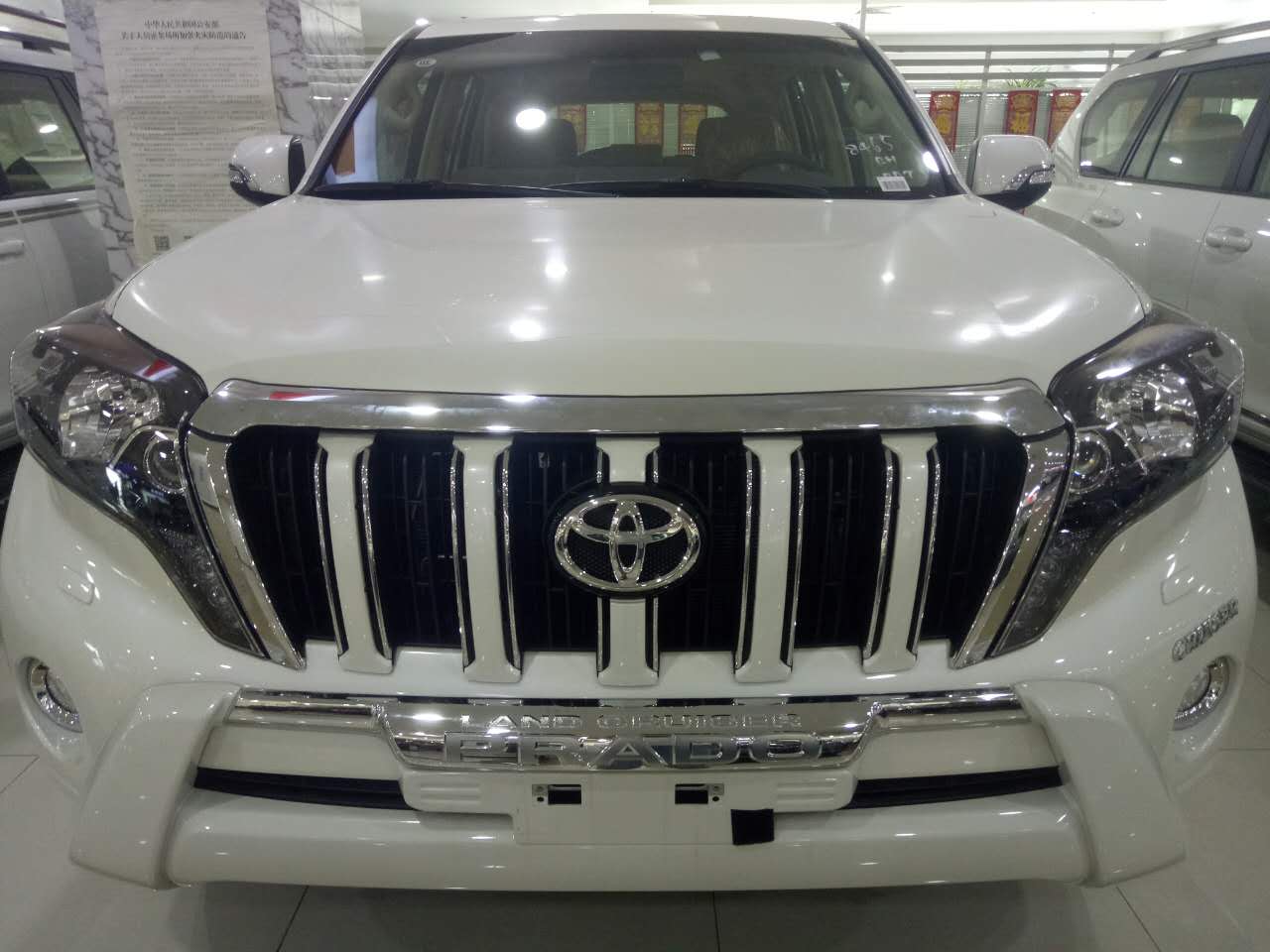 17款丰田霸道2700报价 天津现车降价了