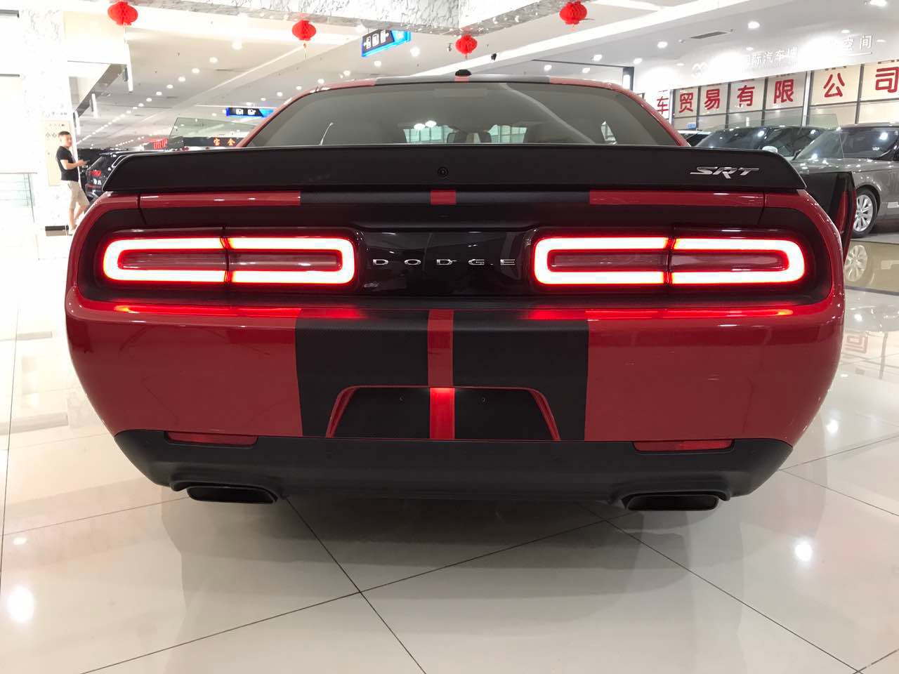 17款道奇挑战者srt地狱猫配置解析报价