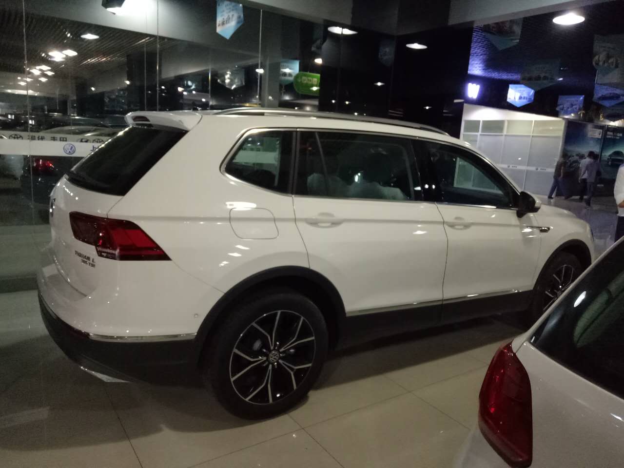 2017款大众途观l最新报价途观l限时优惠途观l低价售