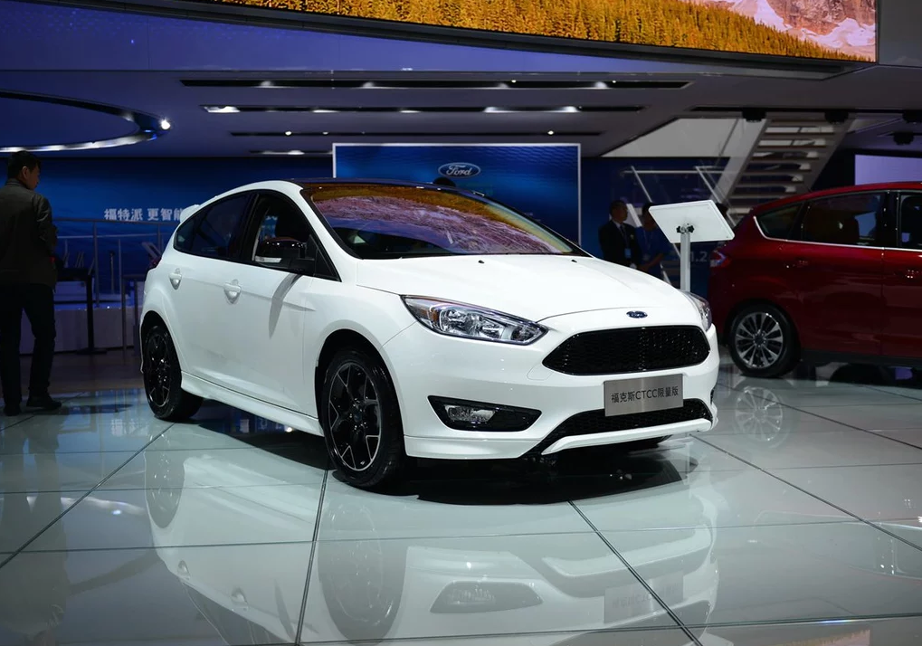 全新福克斯降价!促销优惠现车充足!-北京丰和仁通_凤凰网汽车