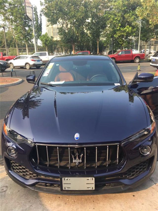 18款玛莎拉蒂总裁高功率实拍配置详解