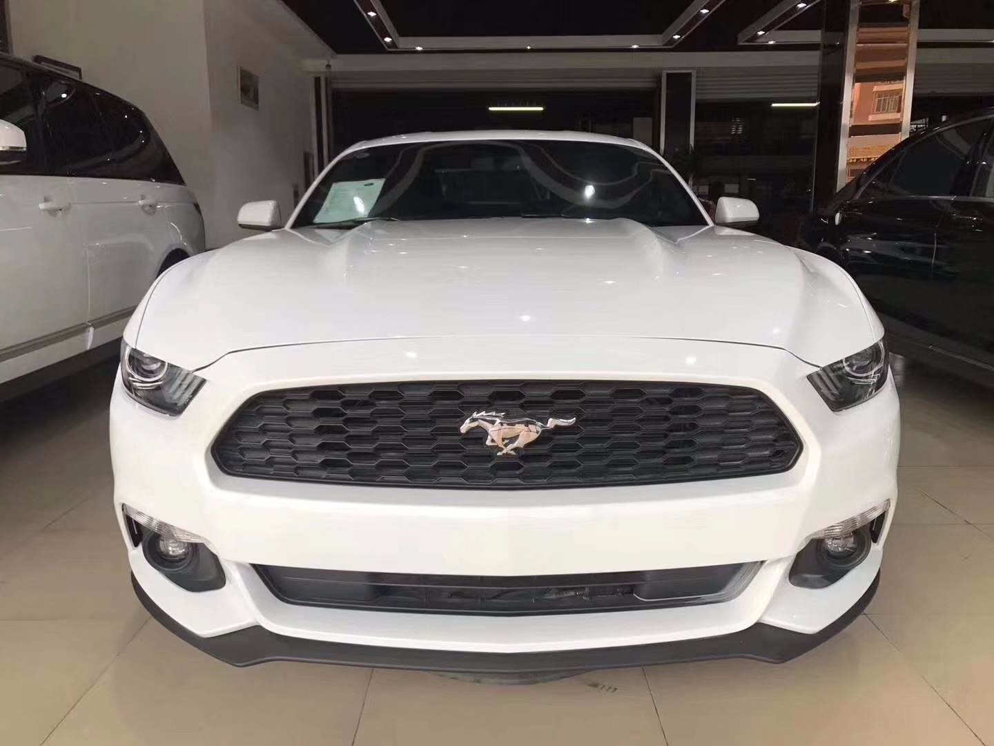 福特野马2.3t两座轿跑 月底促销低价售_凤凰网汽车_凤凰网