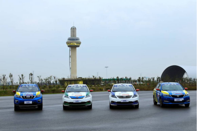 长安CS15获四冠王 