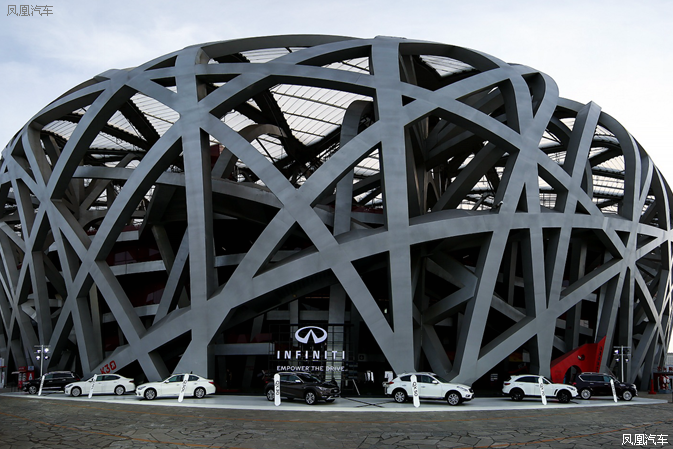 英菲尼迪QX30登场