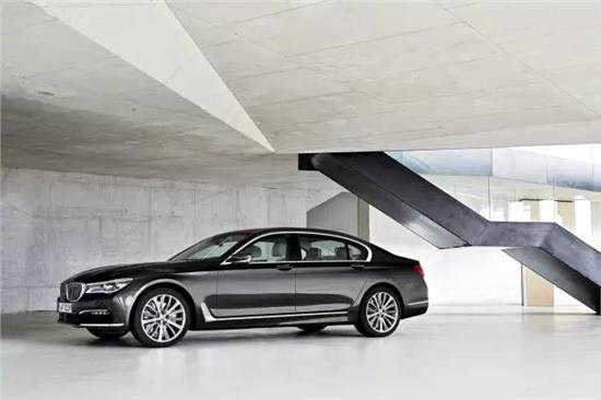 新BMW 7系 CEO座驾