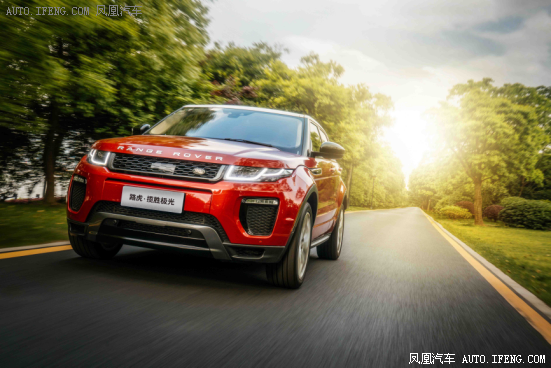 耀目极光，通向自由