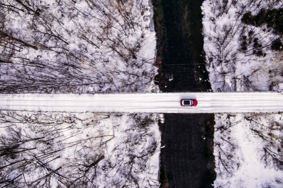冰雪之途 总有极光相