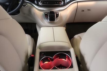 宁波九华购奔驰新V级