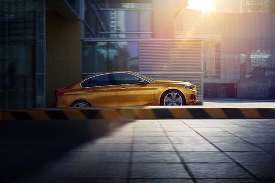 全新BMW 1系运动轿车