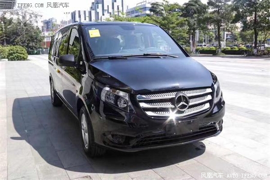 宁波九华奔驰新威霆