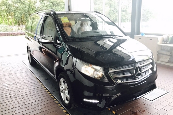 奔驰新款房车新车到