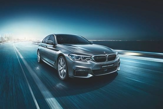 新BMW 5系标准轴距版