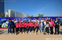 关之琳 吕良伟助力第