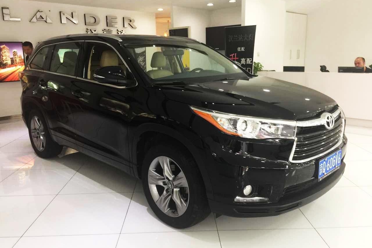 人到中年举家出行