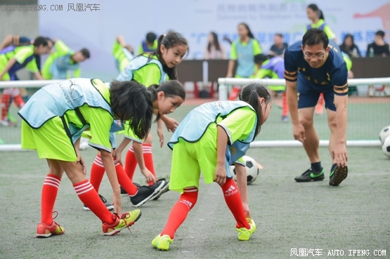捷豹校园足球项目基