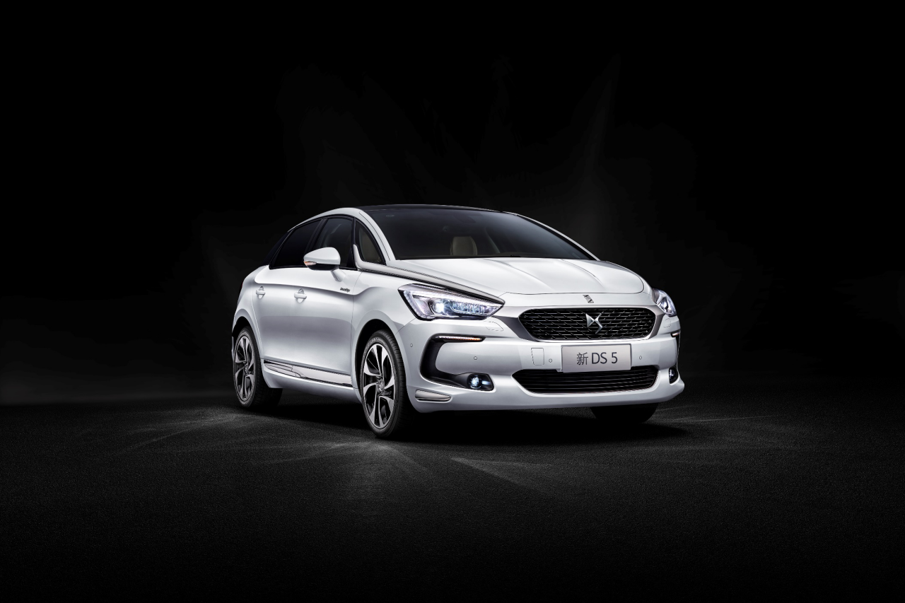 DS5 Prestige版10月
