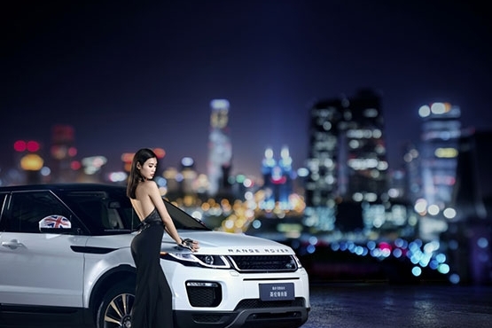 来自揽胜极光与奚梦