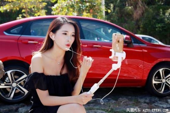 绅宝D50轻松俘获众人