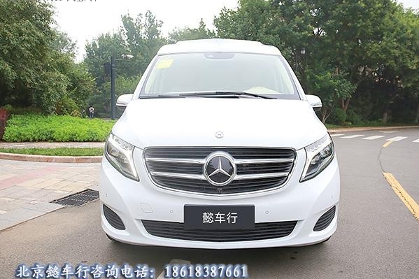 奔驰V260顶级内饰配
