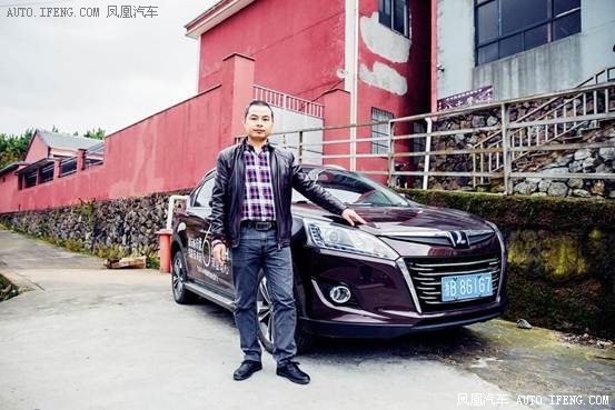 与车为伴，他走遍了