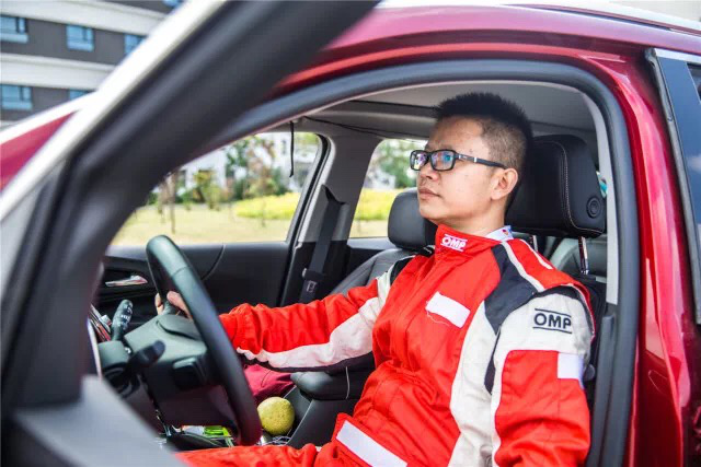 探界者告诉你什么样