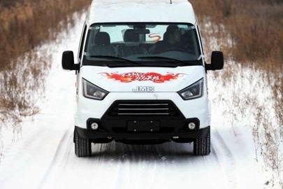 满怀自信无惧挑战江