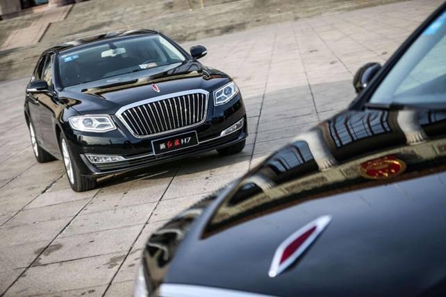 徐留平掌舵红旗