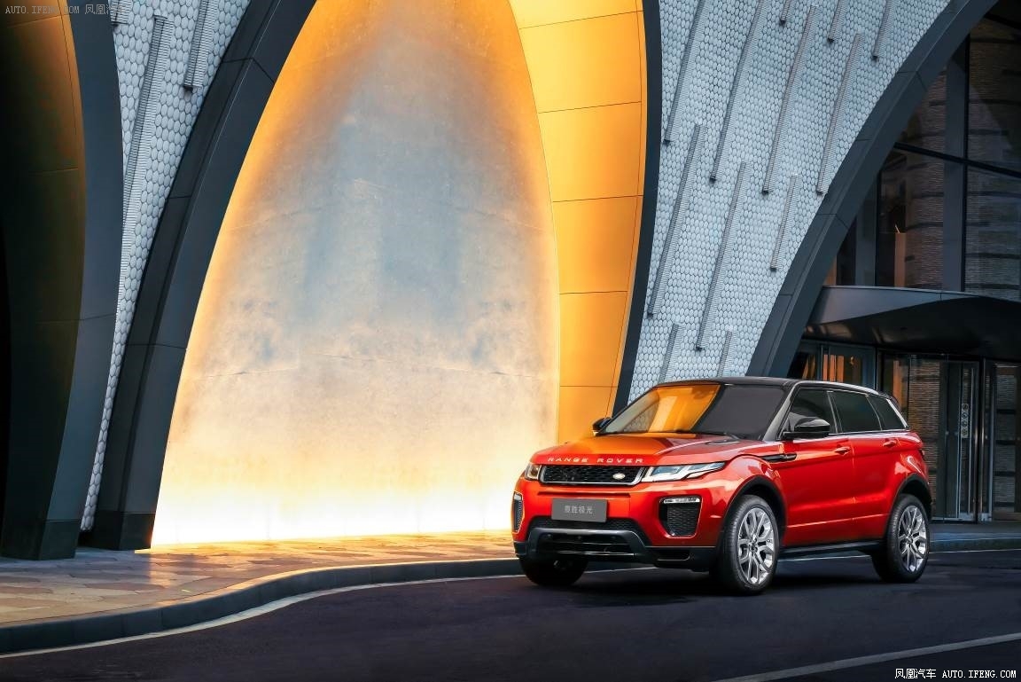 2018款路虎揽胜极光