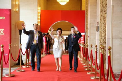 谱行业辉煌乐章