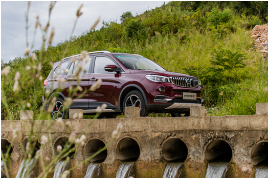 SWM斯威X7好评如潮